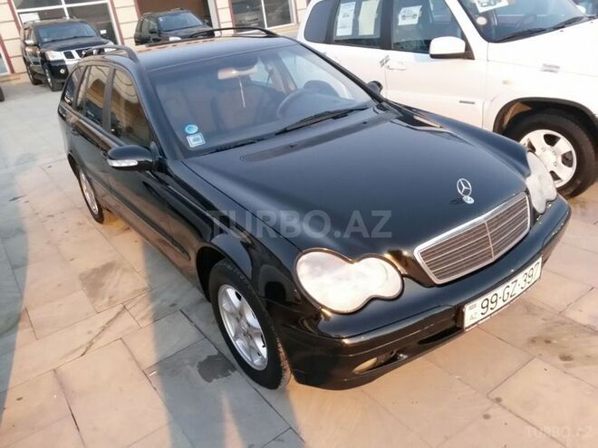 Mercedes C 220 2002, 201,299 km - 2.2 l - Bakı