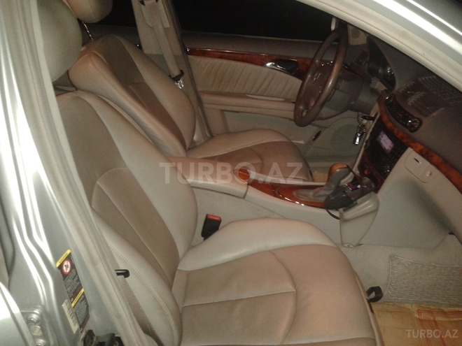 Mercedes E 270 2002, 290,218 km - 2.7 l - Bakı