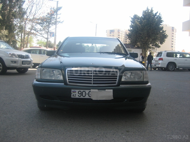 Mercedes C 220 1999, 295,000 km - 2.2 л - Bakı