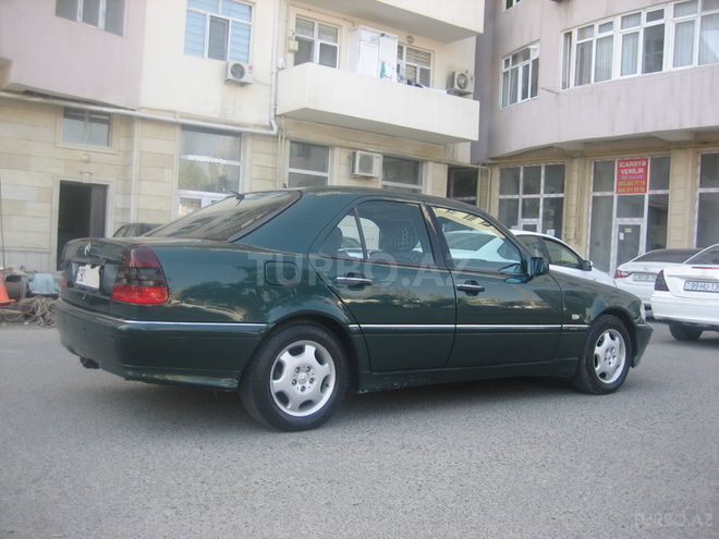 Mercedes C 220 1999, 295,000 km - 2.2 л - Bakı