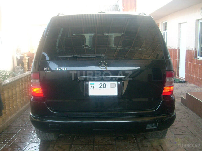 Mercedes ML 320 2001, 140,000 km - 3.2 l - Bakı