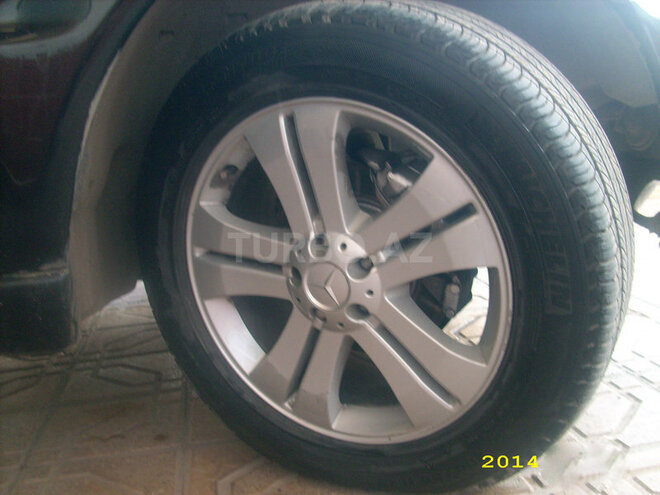 Mercedes ML 320 2001, 140,000 km - 3.2 l - Bakı