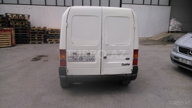 Ford Courier 2000, 188,000 km - 1.8 l - Bakı