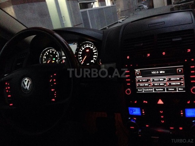 Volkswagen Touareg 2010, 108,000 km - 3.6 l - Bakı