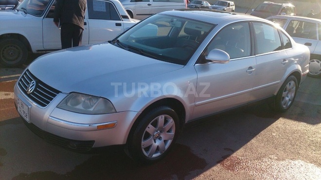 Volkswagen Passat 2004, 220,000 km - 1.8 l - Bakı