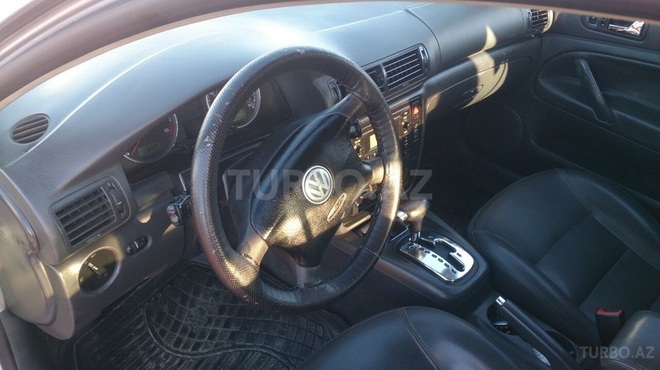 Volkswagen Passat 2004, 220,000 km - 1.8 l - Bakı