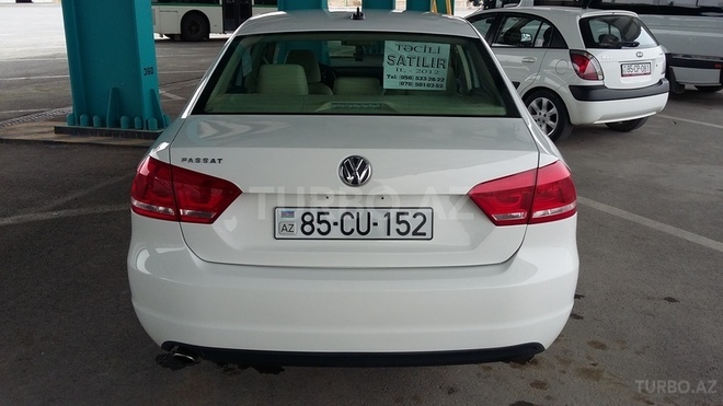 Volkswagen Passat 2012, 34,000 km - 2.5 л - Bakı