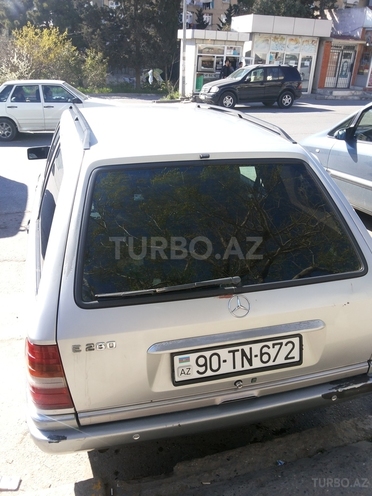 Mercedes E 280 1994, 267,500 km - 2.8 л - Bakı
