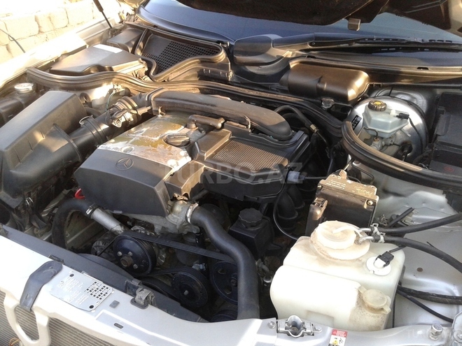 Mercedes E 230 1996, 320,000 km - 2.3 l - Bakı