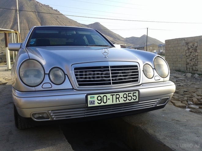 Mercedes E 230 1996, 320,000 km - 2.3 l - Bakı