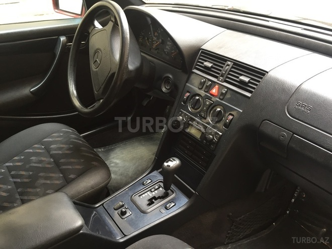 Mercedes C 200 1998, 158,000 km - 2.0 l - Bakı