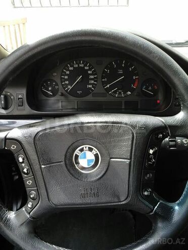 BMW 523 1996, 190,000 km - 0.3 л - Bakı