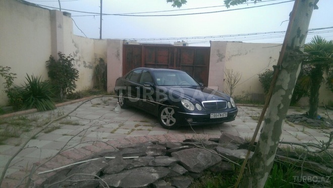 Mercedes E 240 2002, 170,000 km - 2.6 л - Bakı