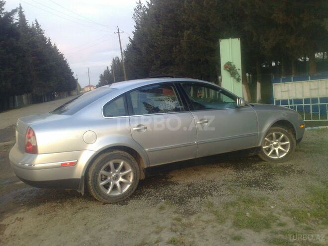 Volkswagen Passat 2004, 125,000 km - 1.8 l - Bakı
