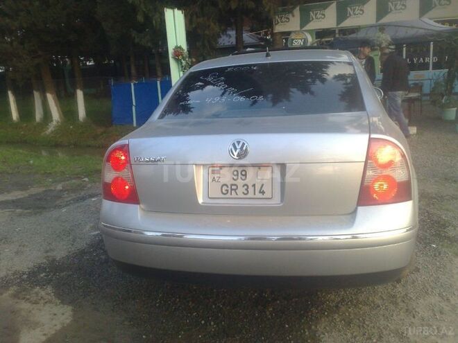 Volkswagen Passat 2004, 125,000 km - 1.8 l - Bakı
