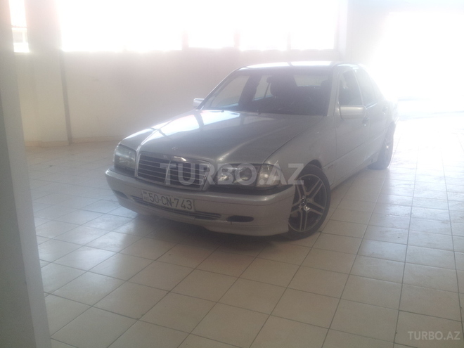 Mercedes C 200 1995, 110,000 km - 2.0 л - Bakı