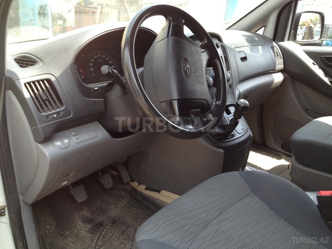 Hyundai H-1 2009, 90,000 km - 2.5 l - Bakı