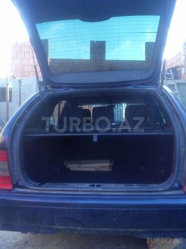 Mercedes C 200 1998, 232,000 km - 2.0 l - Bakı