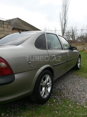 Opel Vectra 1997, 250,000 km - 1.6 l - Bakı