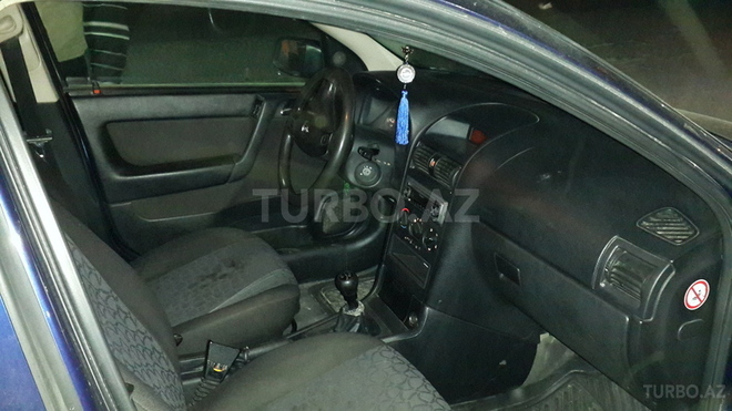 Opel Astra 2000, 240,000 km - 0.2 l - Bakı