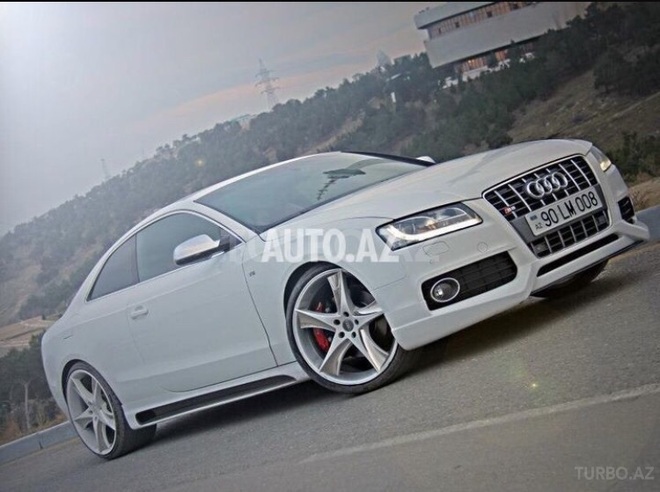 Audi S5 2010, 61,000 km - 4.2 l - Bakı