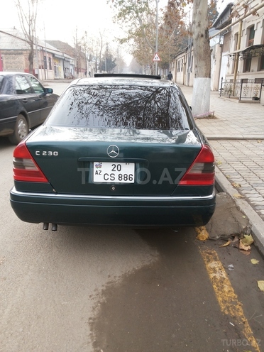 Mercedes C 230 1997, 290,000 km - 2.3 l - Bakı