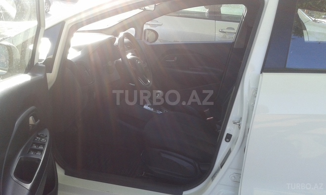 Kia Rio 2013, 25,000 km - 1.4 l - Bakı