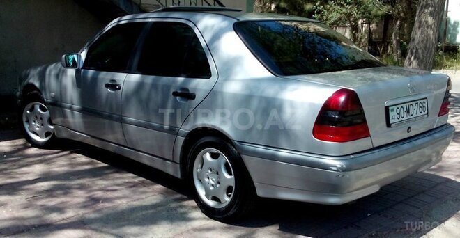 Mercedes C 180 1998, 214,000 km - 1.8 l - Bakı