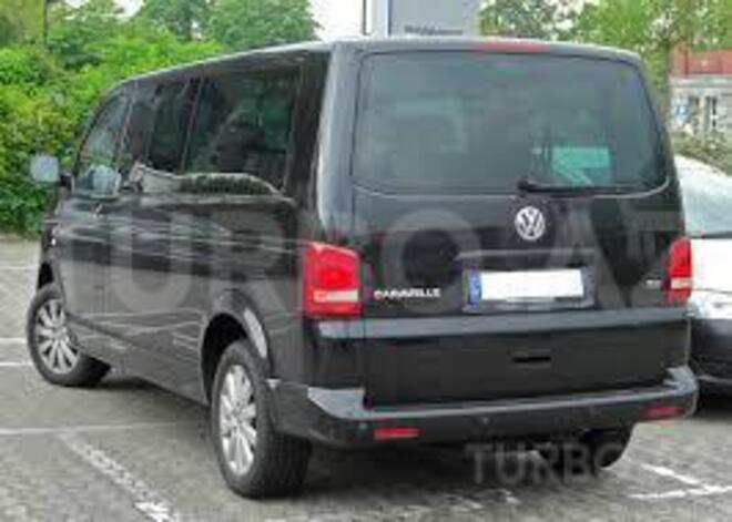 Volkswagen Caravelle 2005, 50,000 km - 2.5 l - Bakı