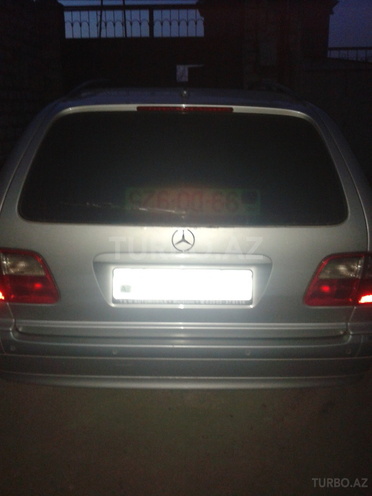 Mercedes E 270 2004, 200,000 km - 2.7 l - Bakı
