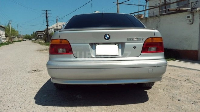 BMW 525 2002, 135,000 km - 2.5 l - Bakı