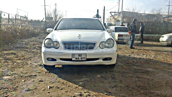 Mercedes C 240 2002, 2,340,000 km - 2.6 л - Bakı