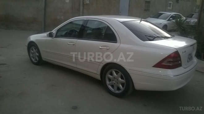 Mercedes C 240 2002, 2,340,000 km - 2.6 л - Bakı