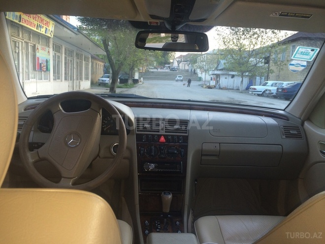 Mercedes C 230 1999, 175,000 km - 2.3 l - Bakı