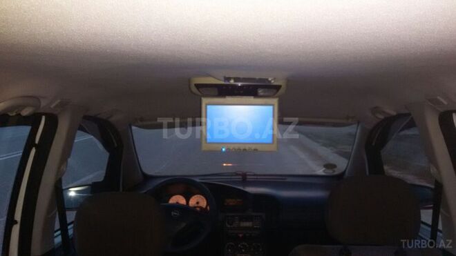 Opel Zafira 1999, 238,000 km - 1.8 l - Bakı