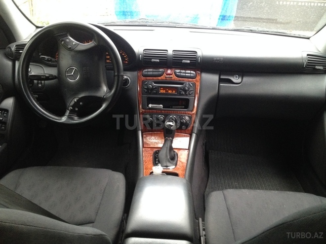 Mercedes C 180 2002, 269,500 km - 1.8 l - Bakı