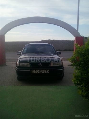 Opel Vectra 1995, 232,000 km - 2.0 л - Bakı