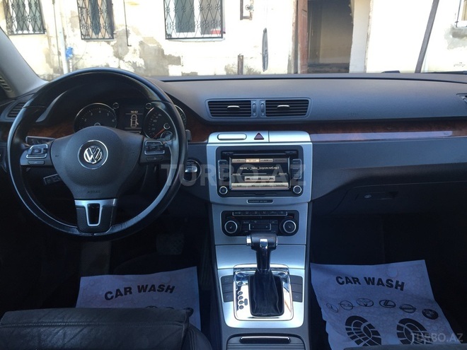 Volkswagen Passat 2010, 148,000 km - 1.8 l - Bakı