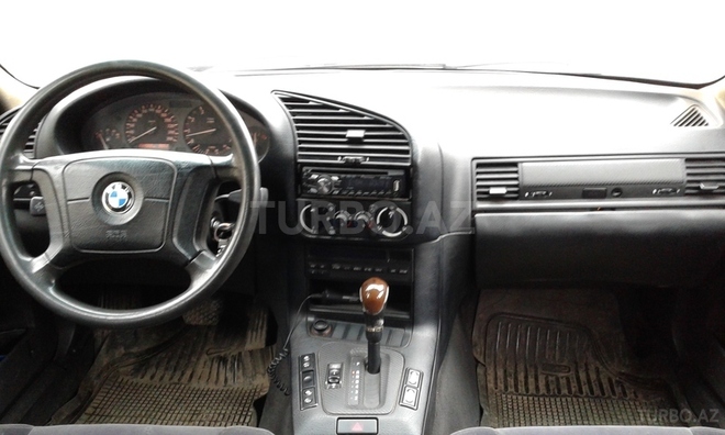 BMW 320 1994, 235,700 km - 2.0 l - Bakı