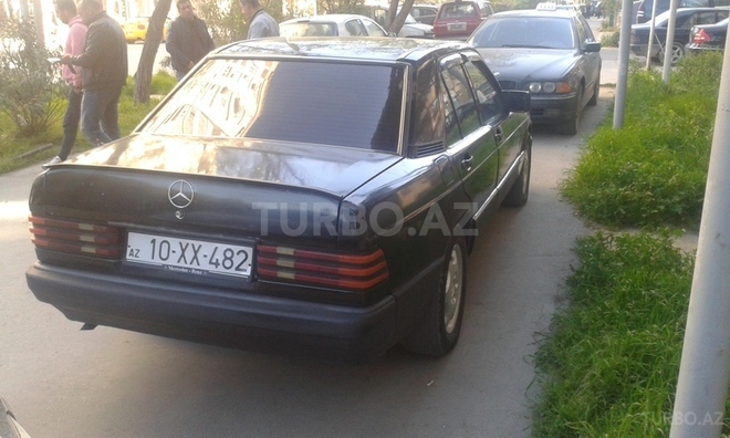 Mercedes 190 1991, 230,000 km - 2.0 l - Bakı