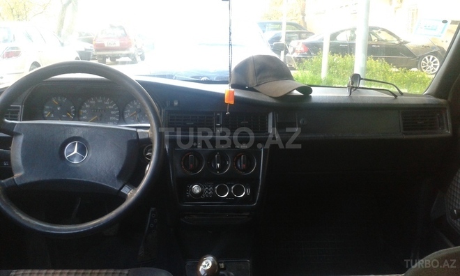 Mercedes 190 1991, 230,000 km - 2.0 l - Bakı