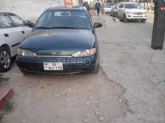 Hyundai Accent 1995, 280,000 km - 1.4 л - Bakı