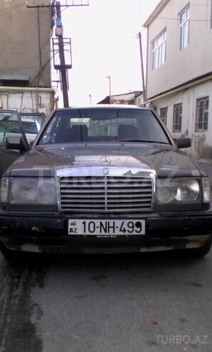 Mercedes E 200 1993, 400,000 km - 0.2 l - Bakı