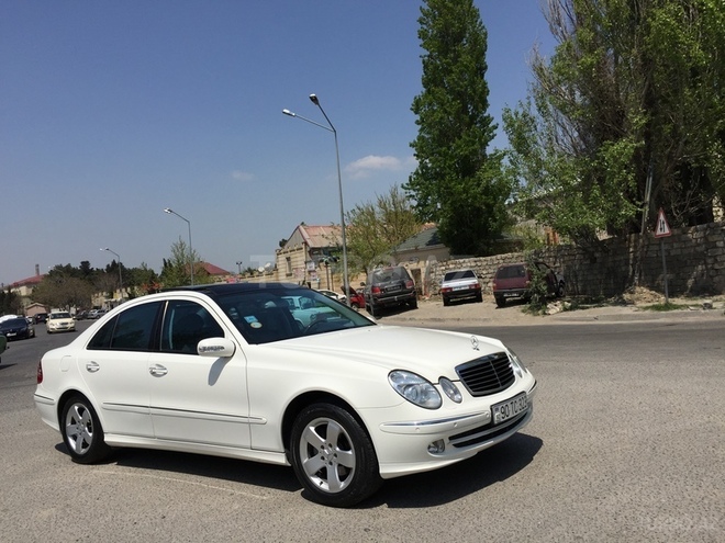 Mercedes E 200 2004, 194,523 km - 2.0 l - Bakı