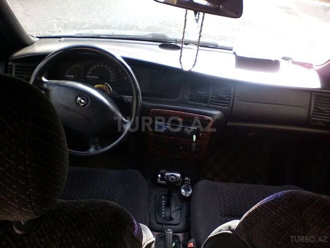 Opel Vectra 1996, 170,000 km - 2.0 l - Bakı