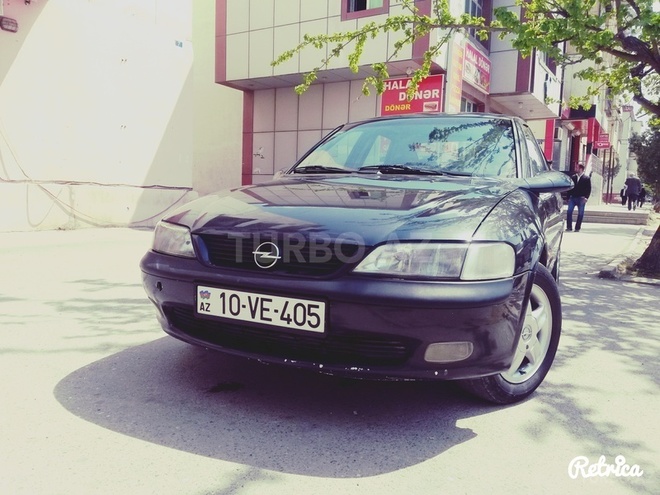 Opel Vectra 1996, 290,000 km - 1.8 l - Bakı
