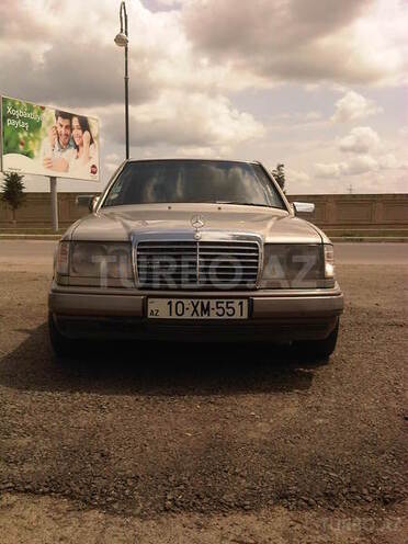 Mercedes E 250 1992, 500,000 km - 2.5 л - Bakı