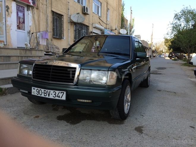 Mercedes 190 1993, 200,000 km - 2.0 l - Bakı