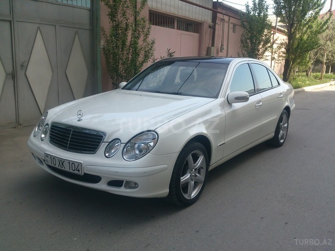 Mercedes E 220 2002, 315,000 km - 2.2 l - Bakı