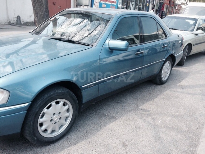 Mercedes C 200 1997, 421,000 km - 0.2 л - Bakı